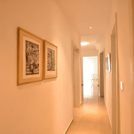 Seaview Home, By The Sea Apartman Sliema