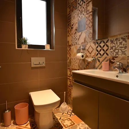 Апартаменты Seaview Home, By The Sea
