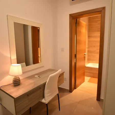 Seaview Home, By The Sea شقة سليمة