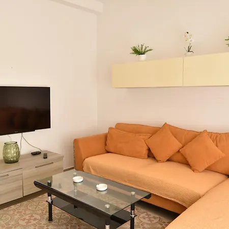 Seaview 3br In Sliema, Sleeps 6