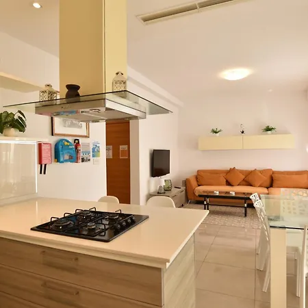 Seaview Home, By The Sea Sliema
