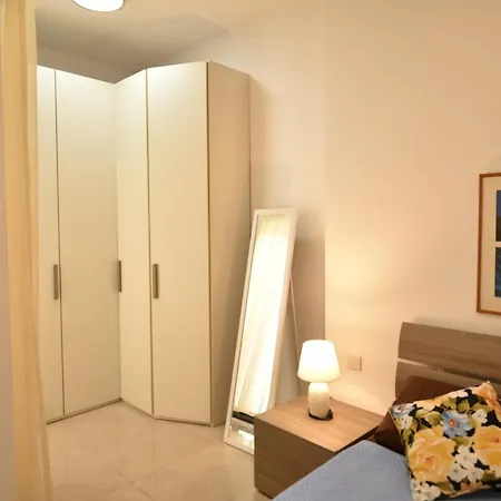 Seaview Home, By The Sea Apartment *